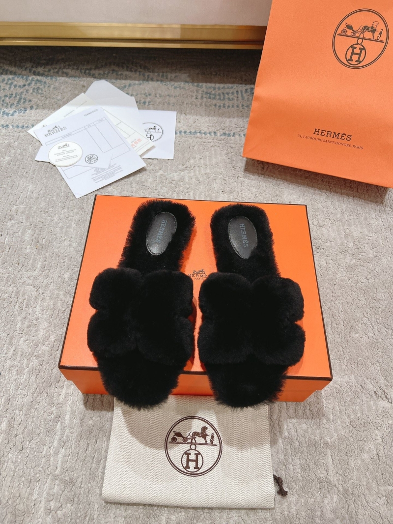 Hermes Slippers